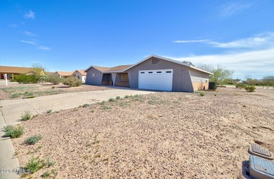 15047 S MOON VALLEY Road on Arizona City Golf Club in Arizona - for sale on GolfHomes.com, golf home, golf lot