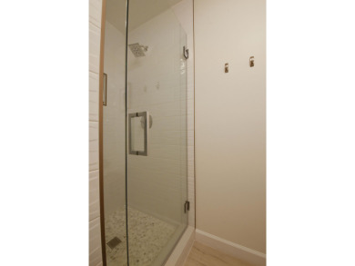 Fully furnished, beautifully updated, 2 bedroom, 2 full bathroom on Kings Point Golf - Executive in Florida - for sale on GolfHomes.com, golf home, golf lot