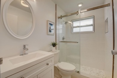 Fully furnished, beautifully updated, 2 bedroom, 2 full bathroom on Kings Point Golf - Executive in Florida - for sale on GolfHomes.com, golf home, golf lot