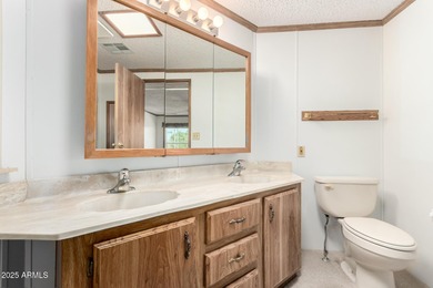 Enjoy easy, low-maintenance living in this move-in ready on Sun Lakes Country Club in Arizona - for sale on GolfHomes.com, golf home, golf lot