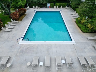 LIVE WHERE YOU PLAY~Beautiful 2/2 condo is your perfect retreat on Palm-Aire Country Club and Resort - The Oaks in Florida - for sale on GolfHomes.com, golf home, golf lot