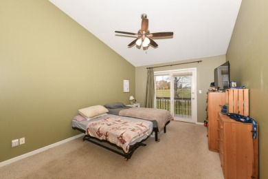 DELAVAN 3 BEDROOM, 2 FULL BATH, UPPER UNIT CONDOMINIUM with GOLF on Delbrook Golf Course in Wisconsin - for sale on GolfHomes.com, golf home, golf lot