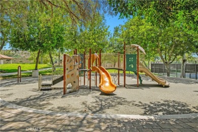 Welcome to this charming 2-bedroom, 2-bathroom end-unit condo on Tijeras Creek Golf Club in California - for sale on GolfHomes.com, golf home, golf lot