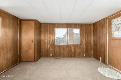 Charming home with great spaces and open layout! Large garage on Fountain of the Sun Country Club in Arizona - for sale on GolfHomes.com, golf home, golf lot