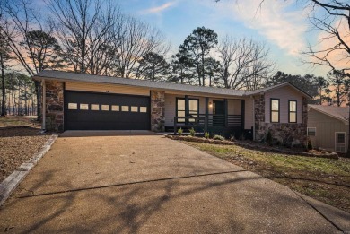 Beautiful home on Indian Hills Golf Course on Indian Hills Country Club in Arkansas - for sale on GolfHomes.com, golf home, golf lot