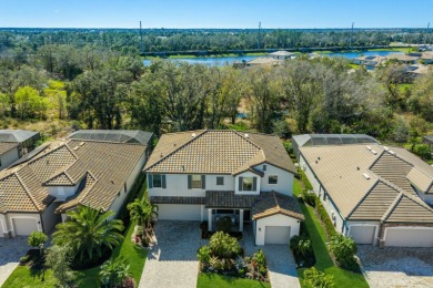 One or more photo(s) has been virtually staged. Welcome home to on Lakewood National Golf Club in Florida - for sale on GolfHomes.com, golf home, golf lot