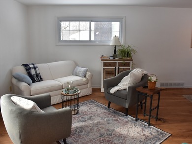 Beautiful Two-Story home offering 4 bedrooms, 2 full baths, and on Hailwood Golf Club in Pennsylvania - for sale on GolfHomes.com, golf home, golf lot