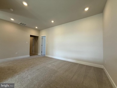 MOVE IN READY!  This Madison villa-style home offers an on Plantation Lakes Golf and Country Club in Delaware - for sale on GolfHomes.com, golf home, golf lot