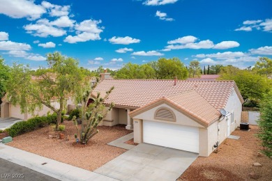 WELCOME HOME! BEAUTIFULLY REMODELED 2 BEDROOM 2 BATH HOME IN on Highland Falls Golf Club in Nevada - for sale on GolfHomes.com, golf home, golf lot