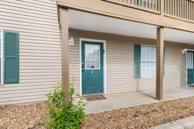 Fantastic fully furnished condo just steps from Lake Taneycomo! on Pointe Royale Village Country Club in Missouri - for sale on GolfHomes.com, golf home, golf lot