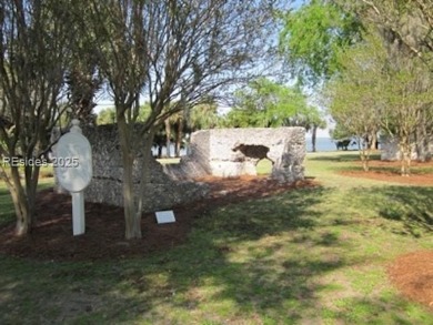 What a wonderful location - the beautiful fifth hole with the on Haig Point Golf Club in South Carolina - for sale on GolfHomes.com, golf home, golf lot