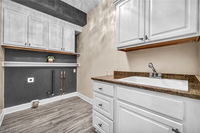 Welcome to this beautifully maintained 4-bedroom Colonial on Fox Meadow Country Club in Ohio - for sale on GolfHomes.com, golf home, golf lot