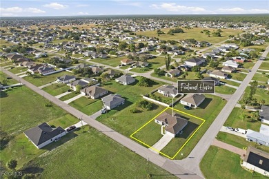 TOTALLY REMODELED home ready for your family!!!!. 1,821 sq ft on Del Tura Golf and Country Club in Florida - for sale on GolfHomes.com, golf home, golf lot