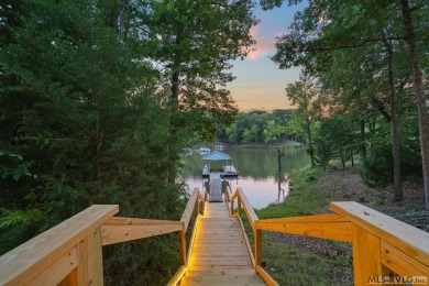 The VIEW that you desire is right here at 136 Audubon Place in on Kinderton Country Club in Virginia - for sale on GolfHomes.com, golf home, golf lot