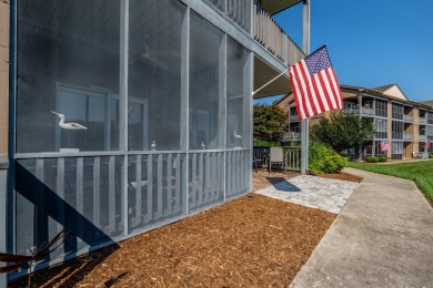 Must see furnished condo at Mariners Landing on the beautiful on Mariners Landing Golf and Country Club in Virginia - for sale on GolfHomes.com, golf home, golf lot