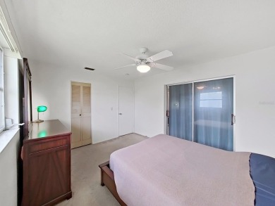 Welcome to your sunny Florida retreat! This charming, move-in on Mainlands Golf Club in Florida - for sale on GolfHomes.com, golf home, golf lot