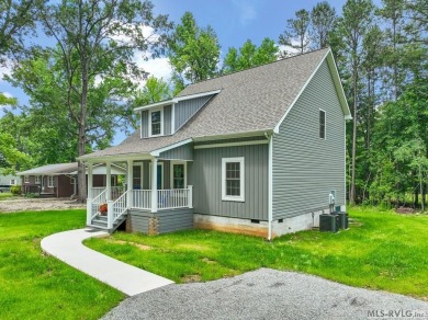 Charming 3BR/2.5 Bath NEW home in Clarksville's GOLF CART on Kinderton Country Club in Virginia - for sale on GolfHomes.com, golf home, golf lot