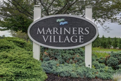 Must see furnished condo at Mariners Landing on the beautiful on Mariners Landing Golf and Country Club in Virginia - for sale on GolfHomes.com, golf home, golf lot