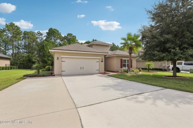 FANTASTIC opportunity to be in Magnolia Point Golf and CC! The on Magnolia Point Golf and Country Club in Florida - for sale on GolfHomes.com, golf home, golf lot