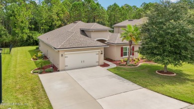 FANTASTIC opportunity to be in Magnolia Point Golf and CC! The on Magnolia Point Golf and Country Club in Florida - for sale on GolfHomes.com, golf home, golf lot