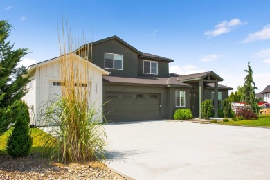 Custom Built 5 bedroom home with potential of 6th Bedroom on Purple Sage Golf Course in Idaho - for sale on GolfHomes.com, golf home, golf lot