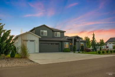 Custom Built 5 bedroom home with potential of 6th Bedroom on Purple Sage Golf Course in Idaho - for sale on GolfHomes.com, golf home, golf lot