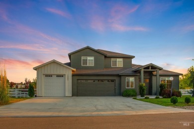 Custom Built 5 bedroom home with potential of 6th Bedroom on Purple Sage Golf Course in Idaho - for sale on GolfHomes.com, golf home, golf lot