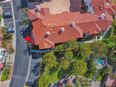 Welcome to this exquisite 2-bedroom, 2.5-bathroom townhome on Tustin Ranch Golf Club in California - for sale on GolfHomes.com, golf home, golf lot