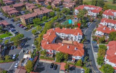 Welcome to this exquisite 2-bedroom, 2.5-bathroom townhome on Tustin Ranch Golf Club in California - for sale on GolfHomes.com, golf home, golf lot