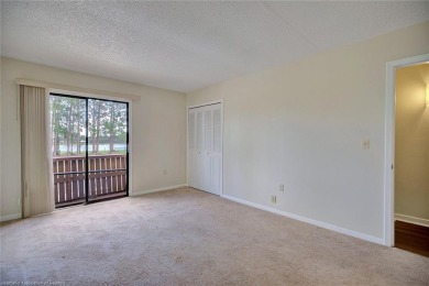 Welcome to this stunning 2-bedroom, 2.5-bathroom townhouse condo on Sun n Lake Golf and Country Club in Florida - for sale on GolfHomes.com, golf home, golf lot