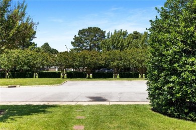 GOLF COURSE COMMUNITY...MOVE IN READY...SEE on Honey Bee Golf Club in Virginia - for sale on GolfHomes.com, golf home, golf lot