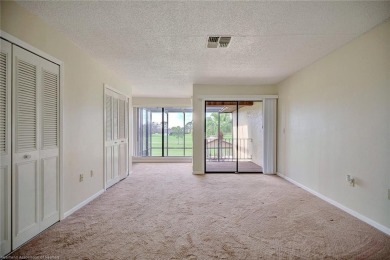 Welcome to this stunning 2-bedroom, 2.5-bathroom townhouse condo on Sun n Lake Golf and Country Club in Florida - for sale on GolfHomes.com, golf home, golf lot