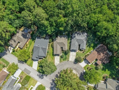 Welcome to this charming Clear Creek model in Sun City Hilton on Hidden Cypress Golf Club in South Carolina - for sale on GolfHomes.com, golf home, golf lot