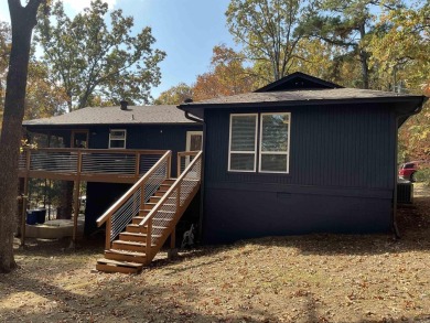 Move-In Ready!! Mostly furnished, This recently remodeled home on Indian Hills Country Club in Arkansas - for sale on GolfHomes.com, golf home, golf lot