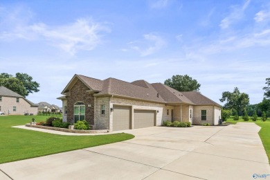 Check out this one owner, single story rancher sitting on over on Colonial Golf Course in Alabama - for sale on GolfHomes.com, golf home, golf lot
