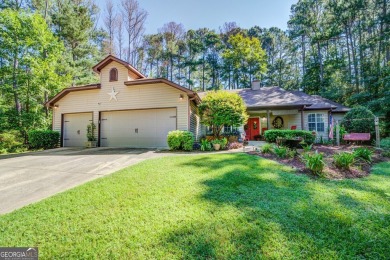 Well-maintained 3-bedroom & 3-bathroom stepless 2226 square foot on Turtle Cove Golf Course in Georgia - for sale on GolfHomes.com, golf home, golf lot
