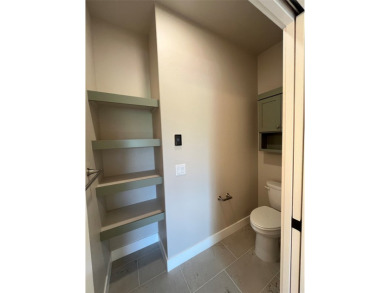 It's a beautiful life in this spacious single level townhouse! on Village Greens Golf Club in Montana - for sale on GolfHomes.com, golf home, golf lot