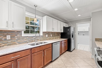 ONE TO SEE! STYLISH WELL MAINTAINED, FRESHLY PAINTED, ALL BRICK on Fort Walton Beach Golf Course in Florida - for sale on GolfHomes.com, golf home, golf lot