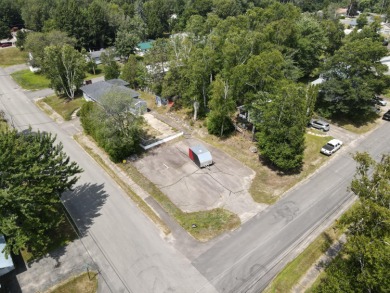 Beautiful three bedroom three bath Contemporary Style on Hillcrest Golf Club in Maine - for sale on GolfHomes.com, golf home, golf lot