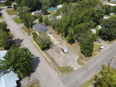 Beautiful three bedroom three bath Contemporary Style on Hillcrest Golf Club in Maine - for sale on GolfHomes.com, golf home, golf lot