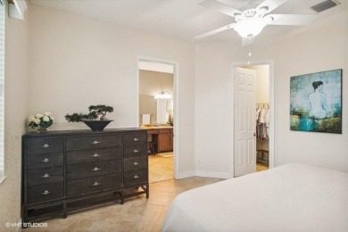 Premium lot villa offers 2 bedrooms, 2 full baths, plus a on PGA Golf Club in PGA Village in Florida - for sale on GolfHomes.com, golf home, golf lot