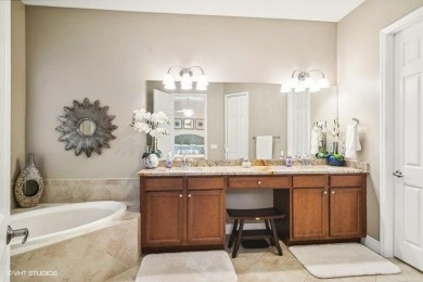 Premium lot villa offers 2 bedrooms, 2 full baths, plus a on PGA Golf Club in PGA Village in Florida - for sale on GolfHomes.com, golf home, golf lot