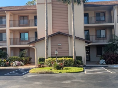 2 Bed/2 Bath in Country Haven Condo in Countryside Golf & on Countryside Golf and Country Club in Florida - for sale on GolfHomes.com, golf home, golf lot