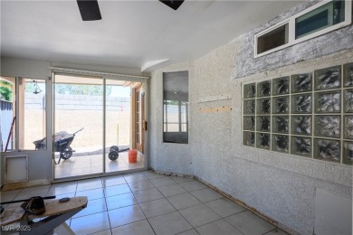 Popular one story home in the NW -- 3 BR, 2 BA, 2-car garage on Durango Hills Golf Club in Nevada - for sale on GolfHomes.com, golf home, golf lot