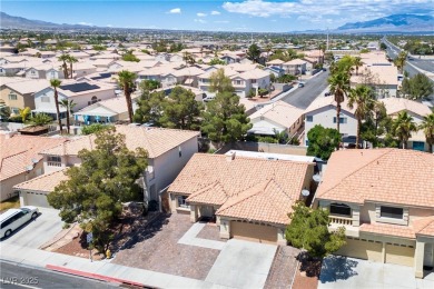 Popular one story home in the NW -- 3 BR, 2 BA, 2-car garage on Durango Hills Golf Club in Nevada - for sale on GolfHomes.com, golf home, golf lot