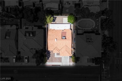 Popular one story home in the NW -- 3 BR, 2 BA, 2-car garage on Durango Hills Golf Club in Nevada - for sale on GolfHomes.com, golf home, golf lot