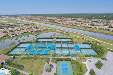 Premium lot villa offers 2 bedrooms, 2 full baths, plus a on PGA Golf Club in PGA Village in Florida - for sale on GolfHomes.com, golf home, golf lot