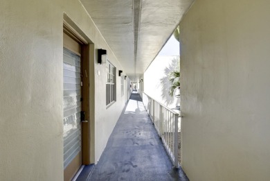Amazing opportunity to own an underpriced condo in the vibrant on Kings Point Golf -Flanders Way in Florida - for sale on GolfHomes.com, golf home, golf lot