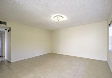 Amazing opportunity to own an underpriced condo in the vibrant on Kings Point Golf -Flanders Way in Florida - for sale on GolfHomes.com, golf home, golf lot