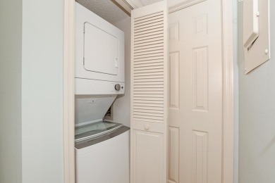 Located in the desirable Jamestown at Heritage Ridge, this on Heritage Ridge Golf Club in Florida - for sale on GolfHomes.com, golf home, golf lot